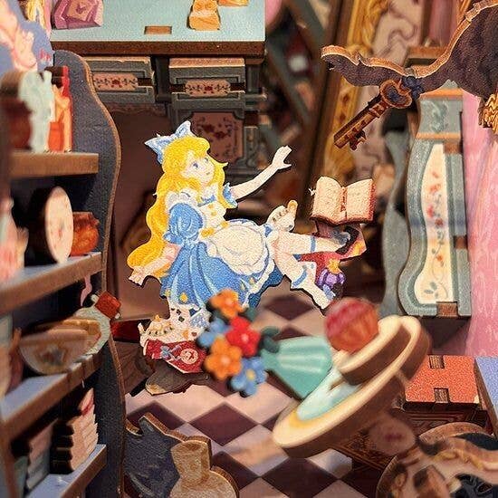 Book-Nook: Alice im Wunderland