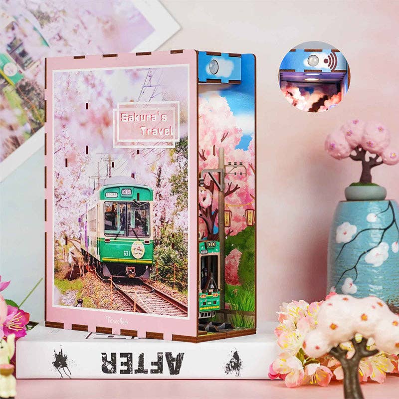 Book-Nook: Sakura